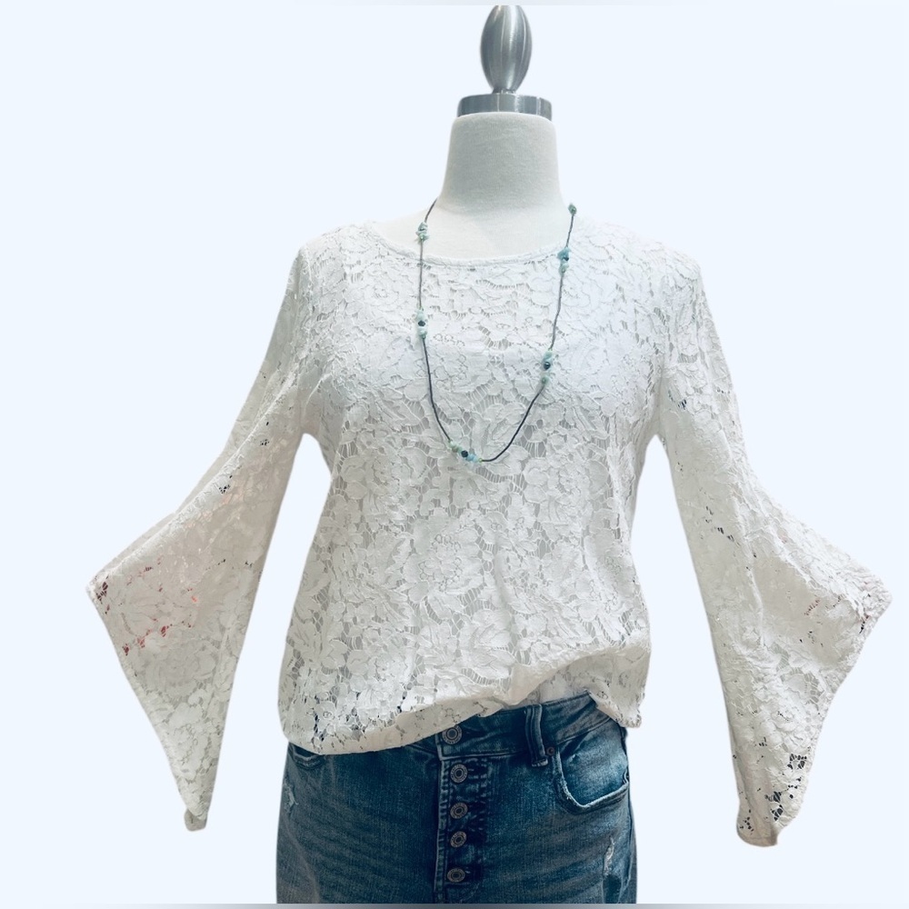 Alfani White Lace Bell Sleeve Blouse 👚